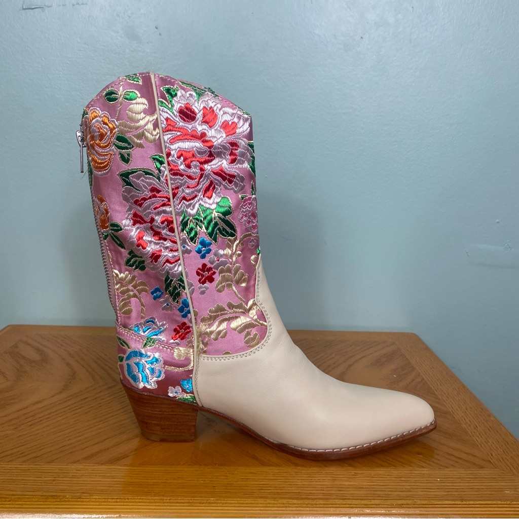 Momo New York Selina Western Silk Leather Boots Cowboy Size 7 Floral Pink Cream — image 4 of 8